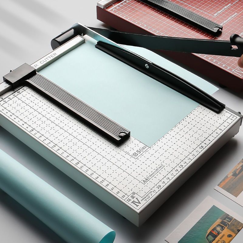 Protoolsy Paper Cutter, manual knife for precise B4 paper cutting